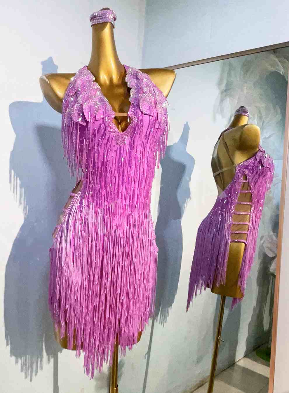 Custom Size Competition Pink Latin Dance Dresses Salsa Rumba Chacha Petals Latin Dance Costumes