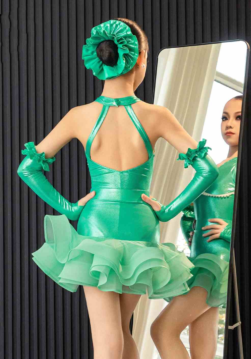 Girls Latin Dance Dress Emerald Green Pink Ruffles Salsa Ballroom Latin Performance Costumes with Gloves Headdress