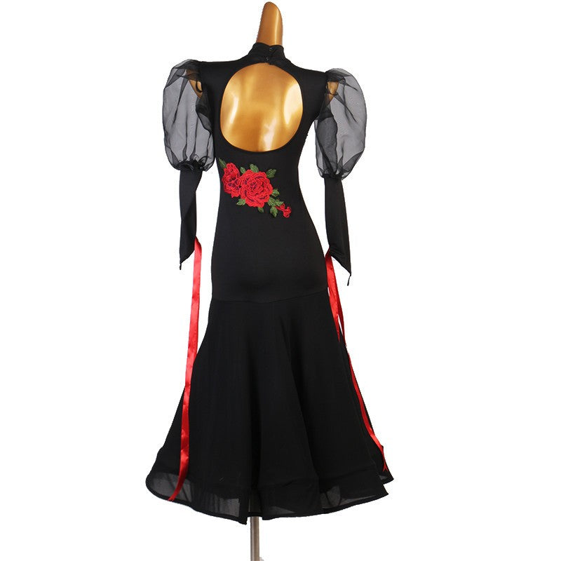 Women's black ballroom dance dress with red flowers waltz tango dance dress Robe de danse de salon noire - Moderndancedress.com