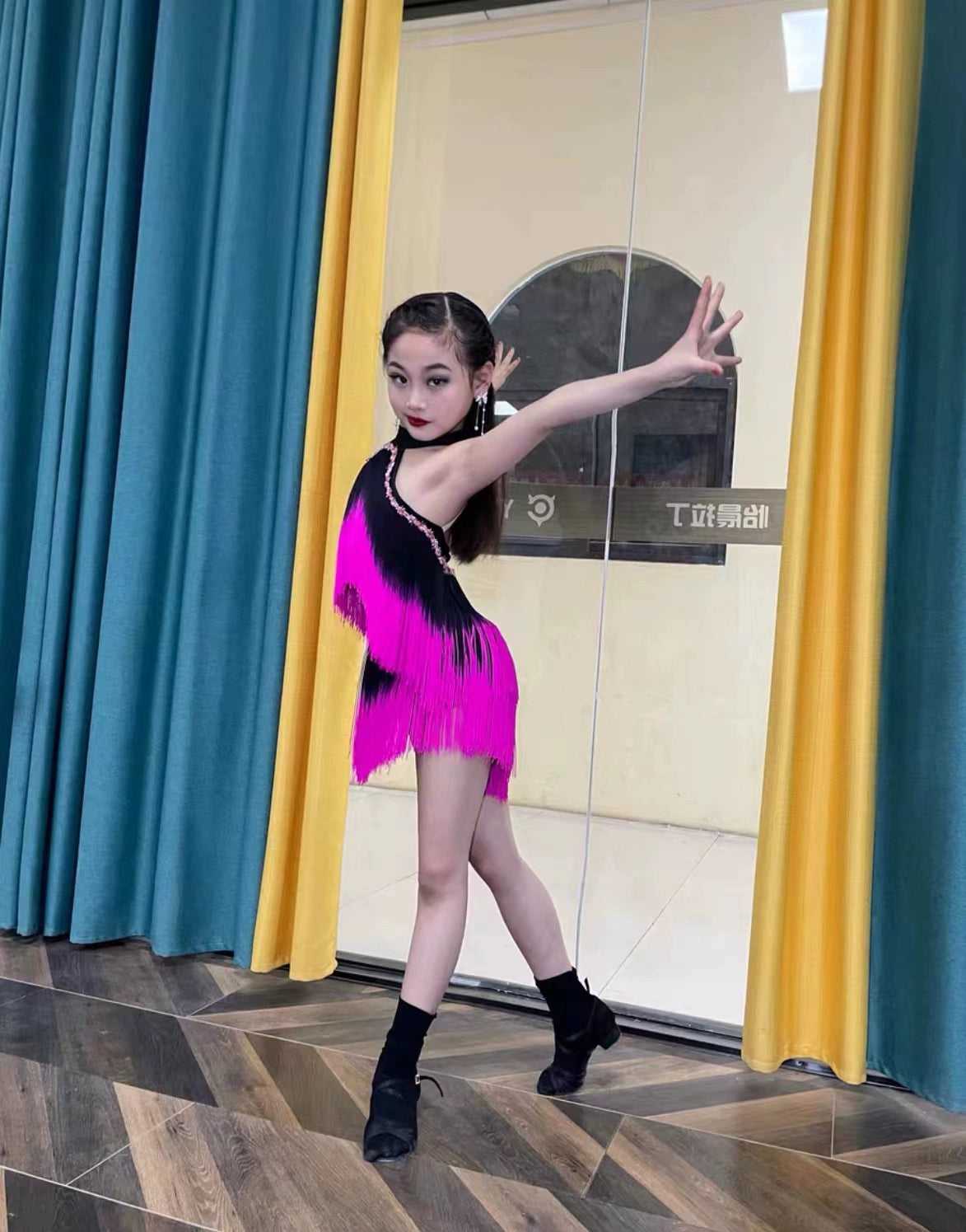 Girls Latin dance competition clothes gradual change Purple fringe latin ballroom dance dresses professional practice clothes for kids - Moderndancedress.com