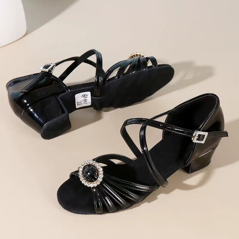 Kids Latin Dance Shoes Girls Black White Soft Soles Competition Performance Sandals