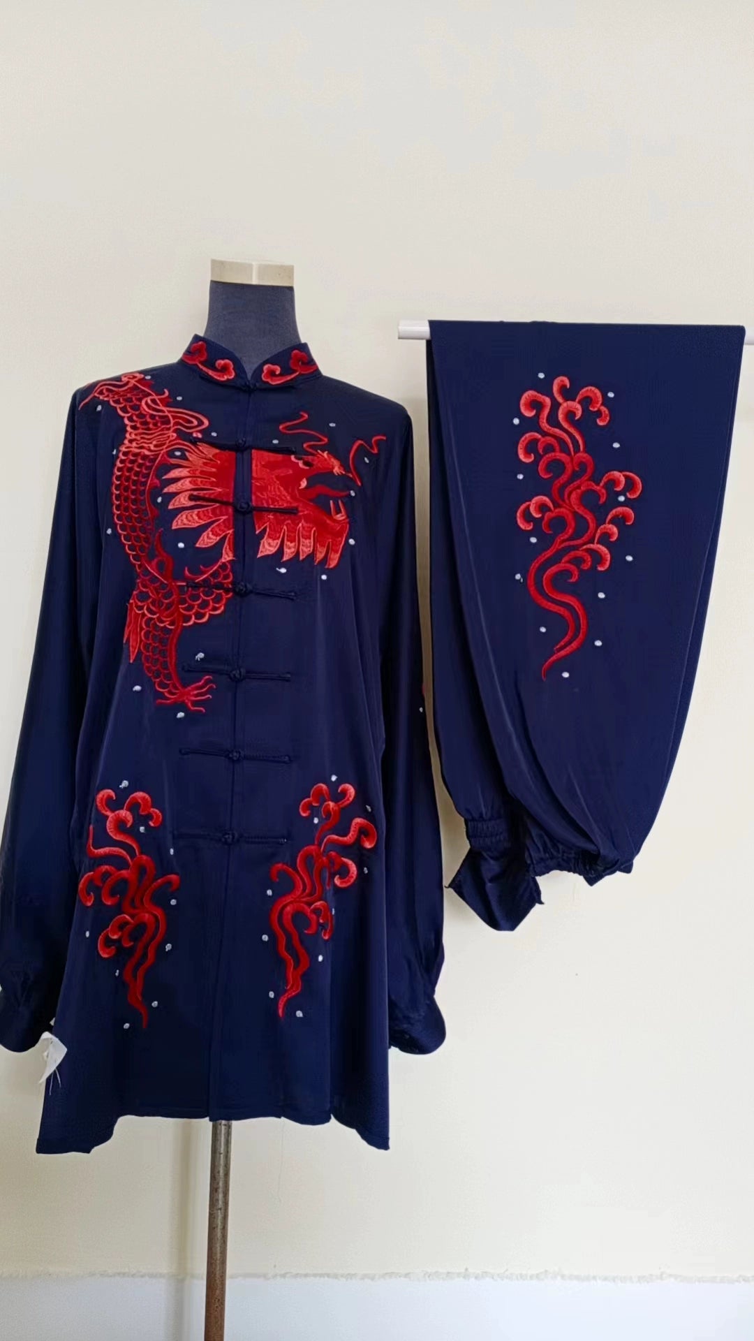 Customized size Navy Competition tai chi clothing embroidered dragon phoenix wushu martial arts performacne uniforms for unisex morning exercise clothes - Moderndancedress.com