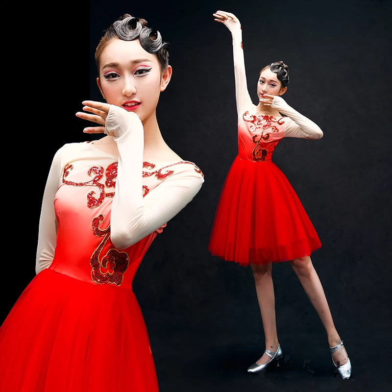 Chinese Folk Dance Costumes Modern Dance Garment Short Skirt, Green Chorus Performance Dress, Pengpeng Skirt, Female Adult Fashion Square Opening Dance - Moderndancedress.com