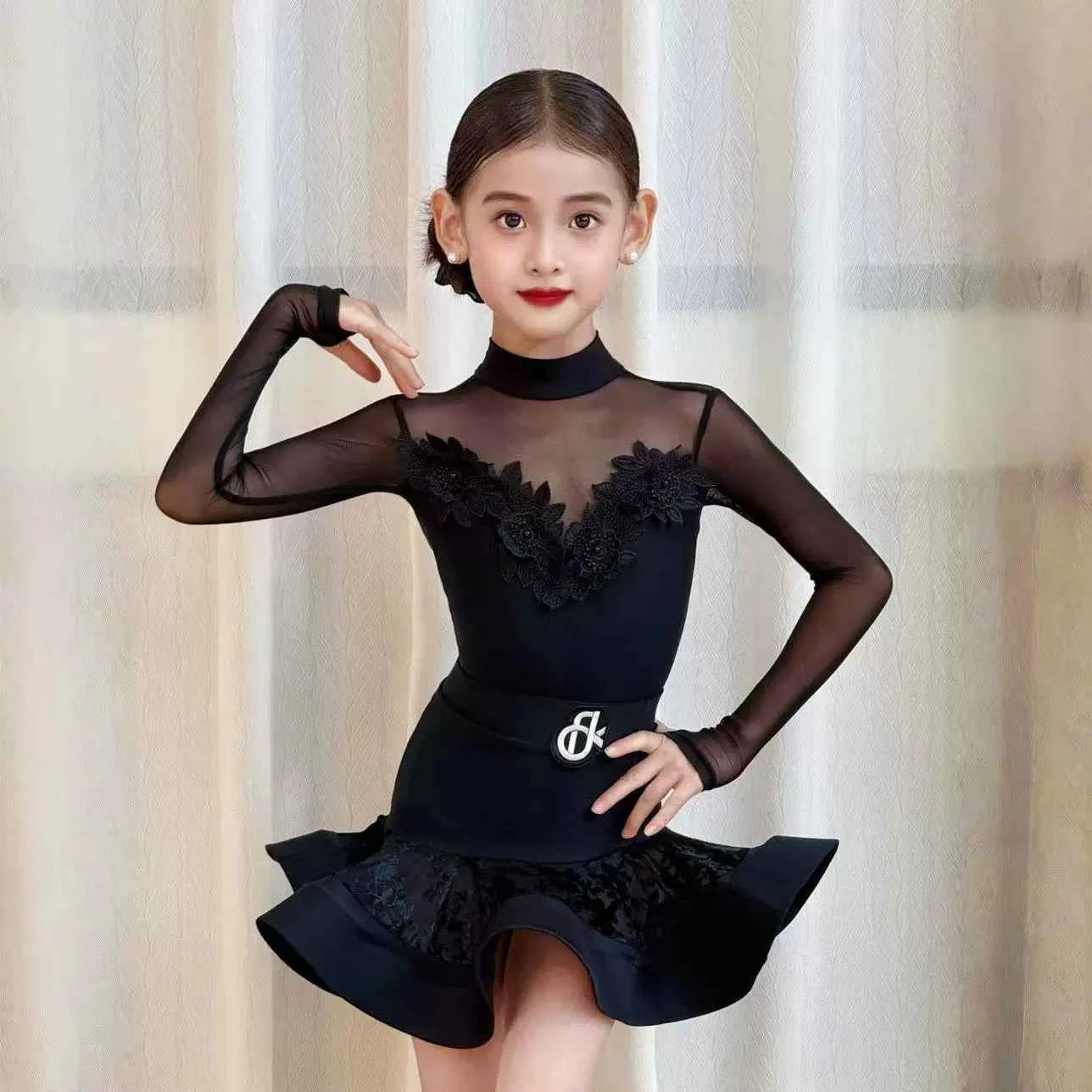 Girls Latin Dance Dresses White Black Lace Salsa Rumba Chacha Latin Performance Dresses Kids Dancing Clothes