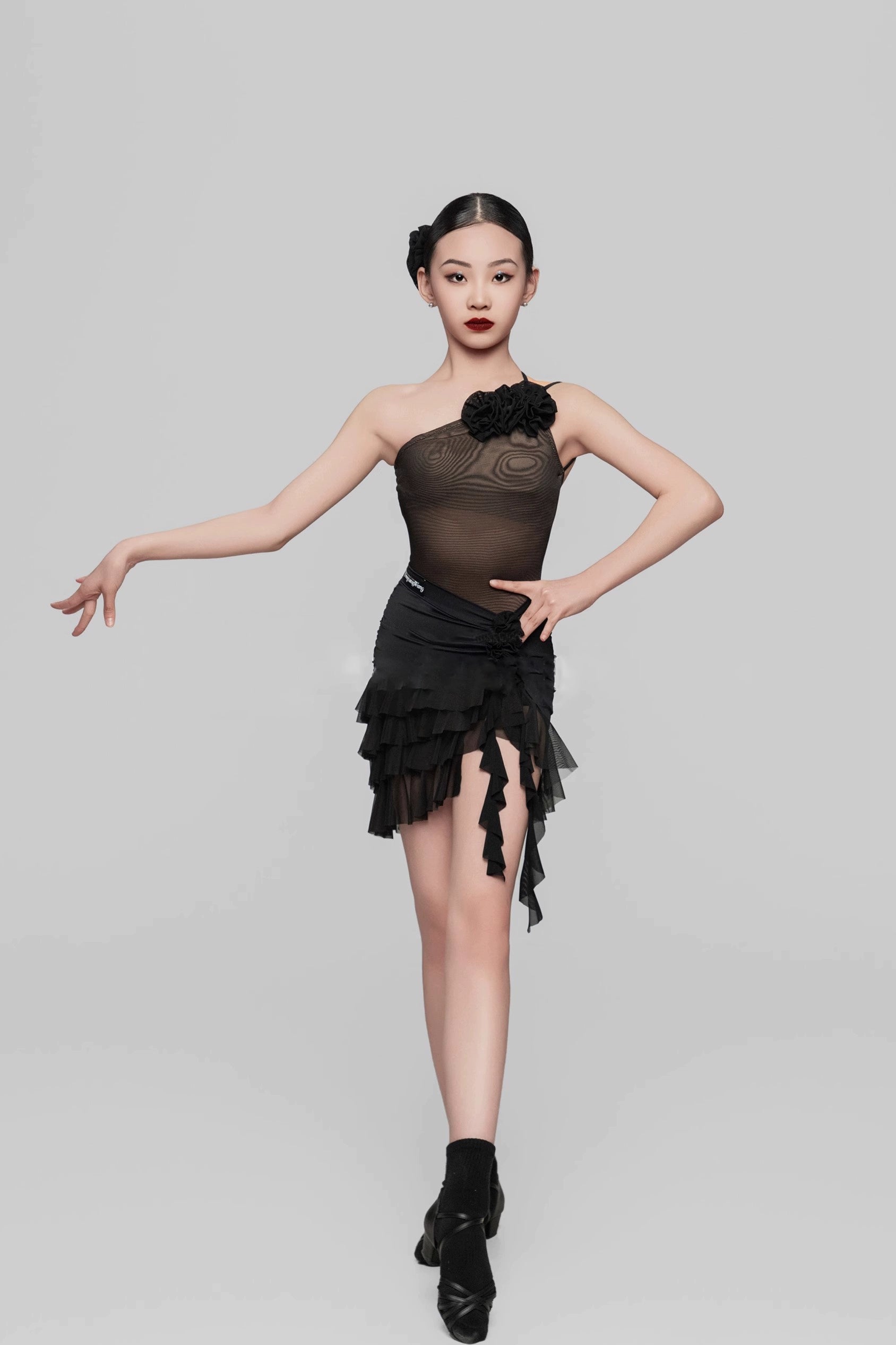 Girls Red black fringe Latin dance costumes slanted shoulders ballroom latin dance skirts  flower practice solo dance suit for kids - Moderndancedress.com