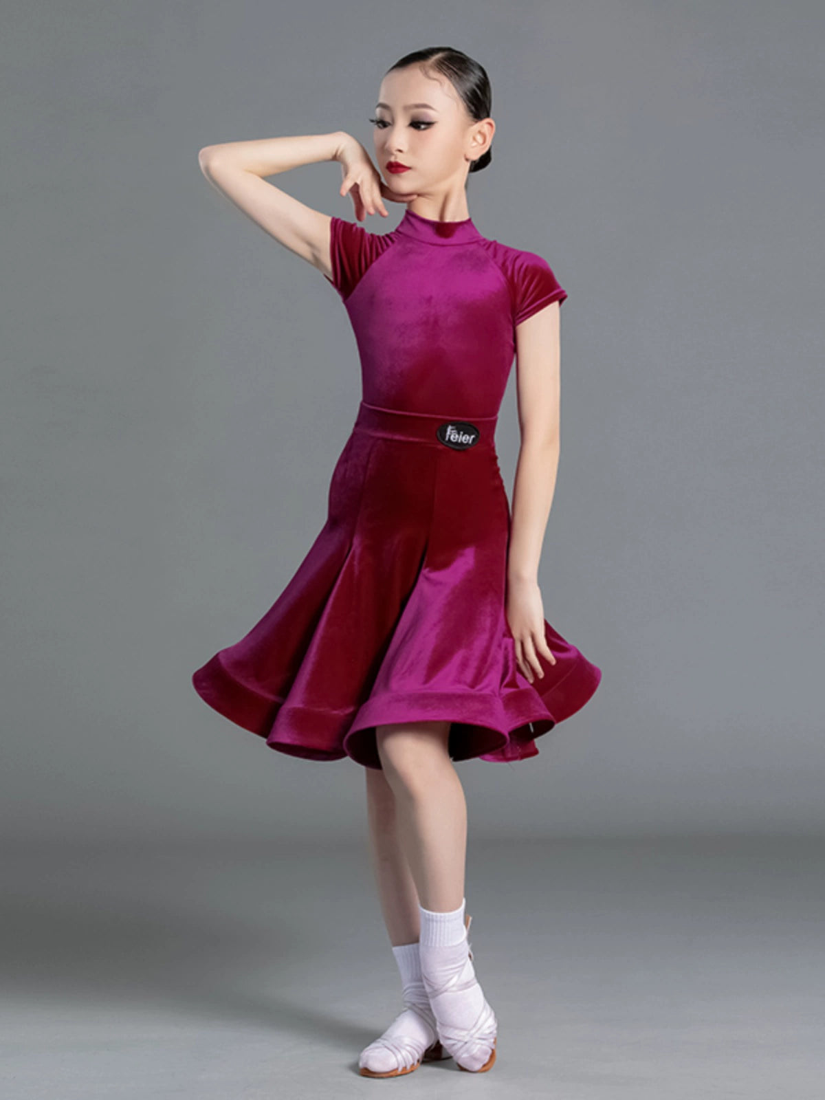 Latin Dance Competition dresses for kids girls wine green Short Sleeves Standard ballroom latin Competition Suit