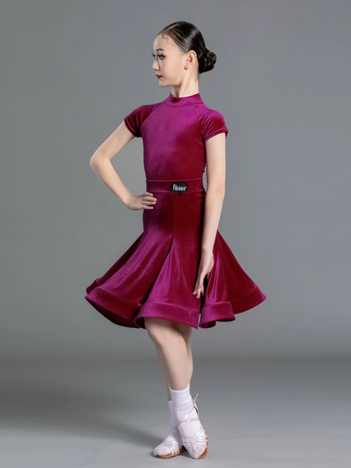 Latin Dance Competition dresses for kids girls wine green Short Sleeves Standard ballroom latin Competition Suit