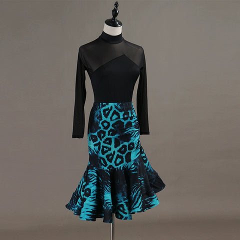Latin Dance Dresses Women's Performance Spandex / Organza Ruching / Crystals / Rhinestones Sleeveless Dress - Moderndancedress.com