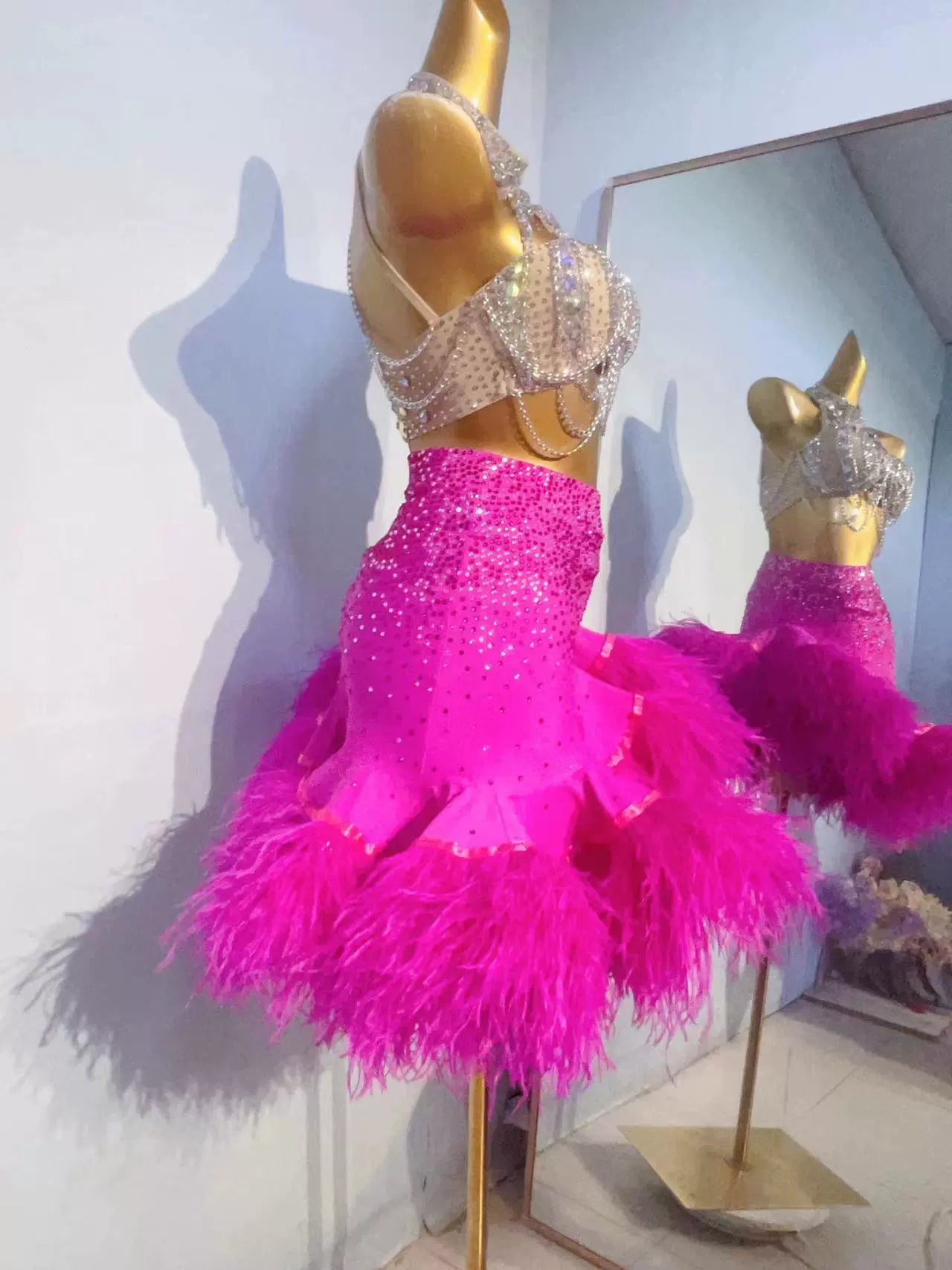 Custom Size Competition Blue Pink Feather Latin Dance Dresses for Women Girls Salsa Rumba Chacha Dance Wear