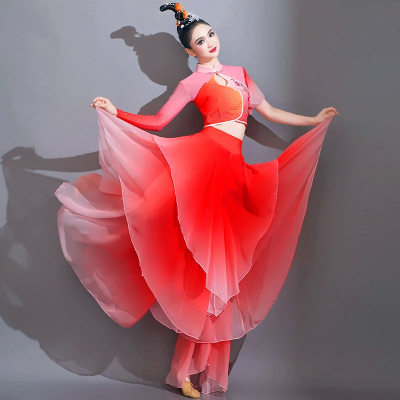 Red gradient chinese folk Classical dance costumes women Festival traditional umbrella fan yangge dance petals dresses - Moderndancedress.com