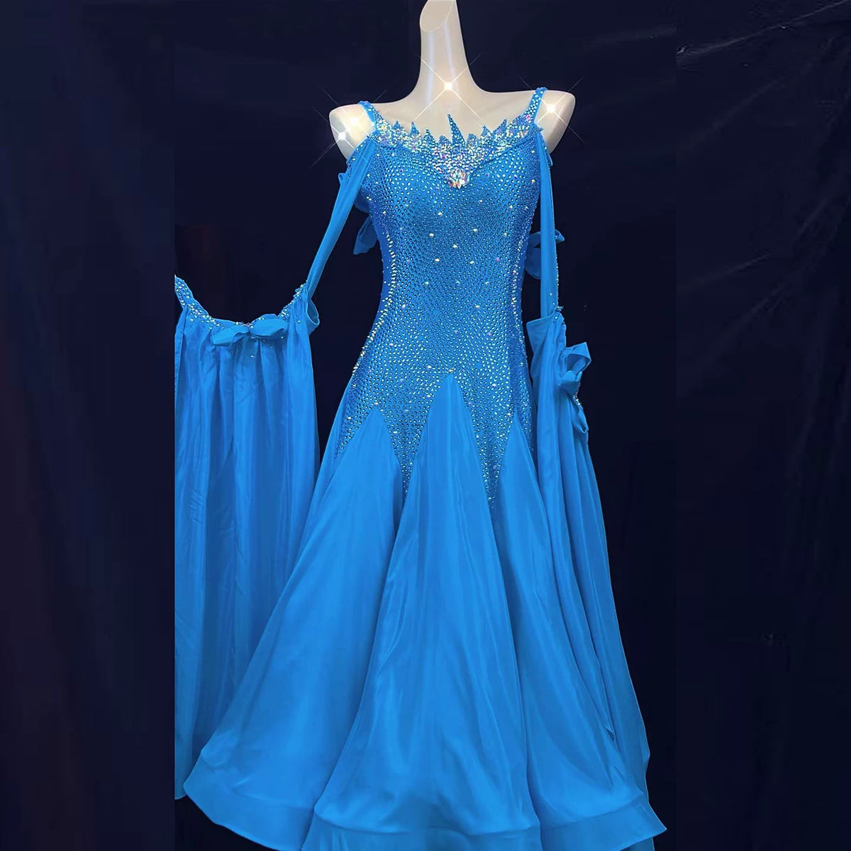 Customized Women's Competition Ballroom Dance Dress Blue Crystal Waltz Tango Gown with 3D Flower