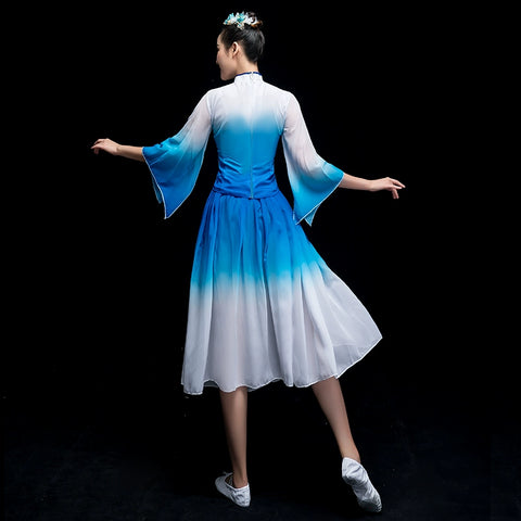 Chinese Folk Dance Costume Modern Dance Costume Female Adult Short Skirt Green Chorus Costume Guzheng Classical Dance Song and Dance Suit - Moderndancedress.com