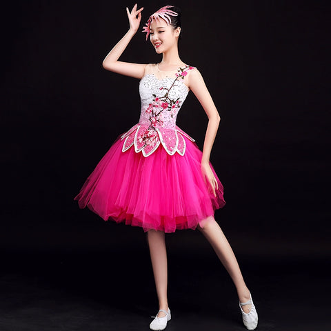 Chinese Folk Dance Costume Modern Dance Costume Short Skirt Classical Green Square Dance Costume Chorus Costume Singing and Dancing Female Adults - 