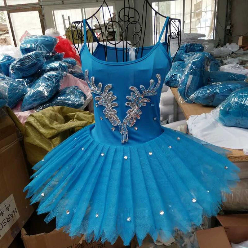 Fluorescent ballet skirt performance suit, luminous pengpeng skirt, blue dancers, opening dance, School Art Troupe performance costume.