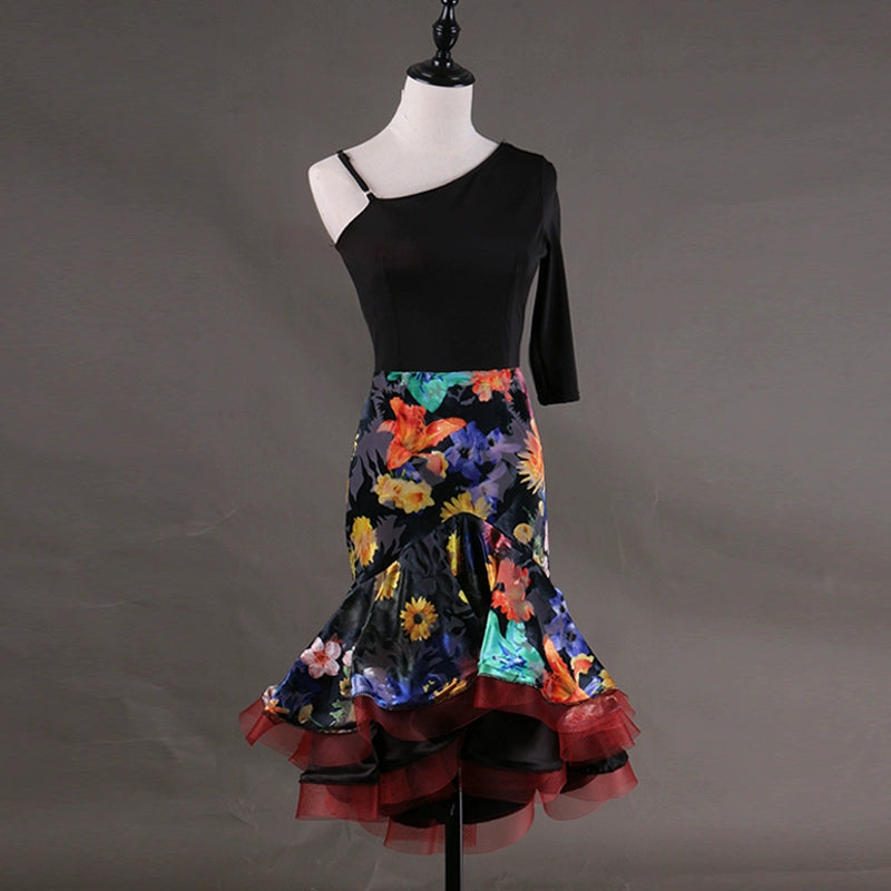 Latin Dance Dresses Latin Dance Competition Dresses / Rhinestones Sleeveless High Dress - Moderndancedress.com
