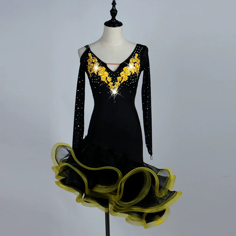 Latin Dance Dresses Women's Performance Spandex / Organza Crystals / Rhinestones Long Sleev Dress